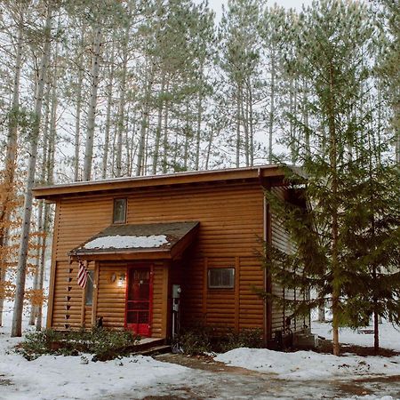 Crystal Mountain Cabin-Shuttle Pass Included! Thompsonville المظهر الخارجي الصورة